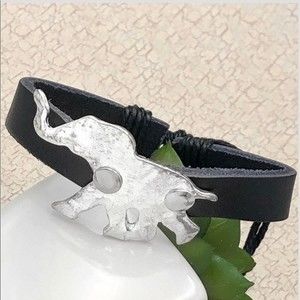 🌼 Walking Silver Elephant Black Pull Tie PU Leather Unisex Bracelet